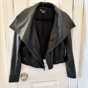 Vince Black Leather Women's Moto Jacket Shawl Collar XS runs larger Assymetrical